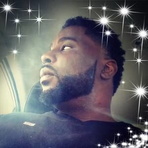 Meet your Posher, Emmanuel